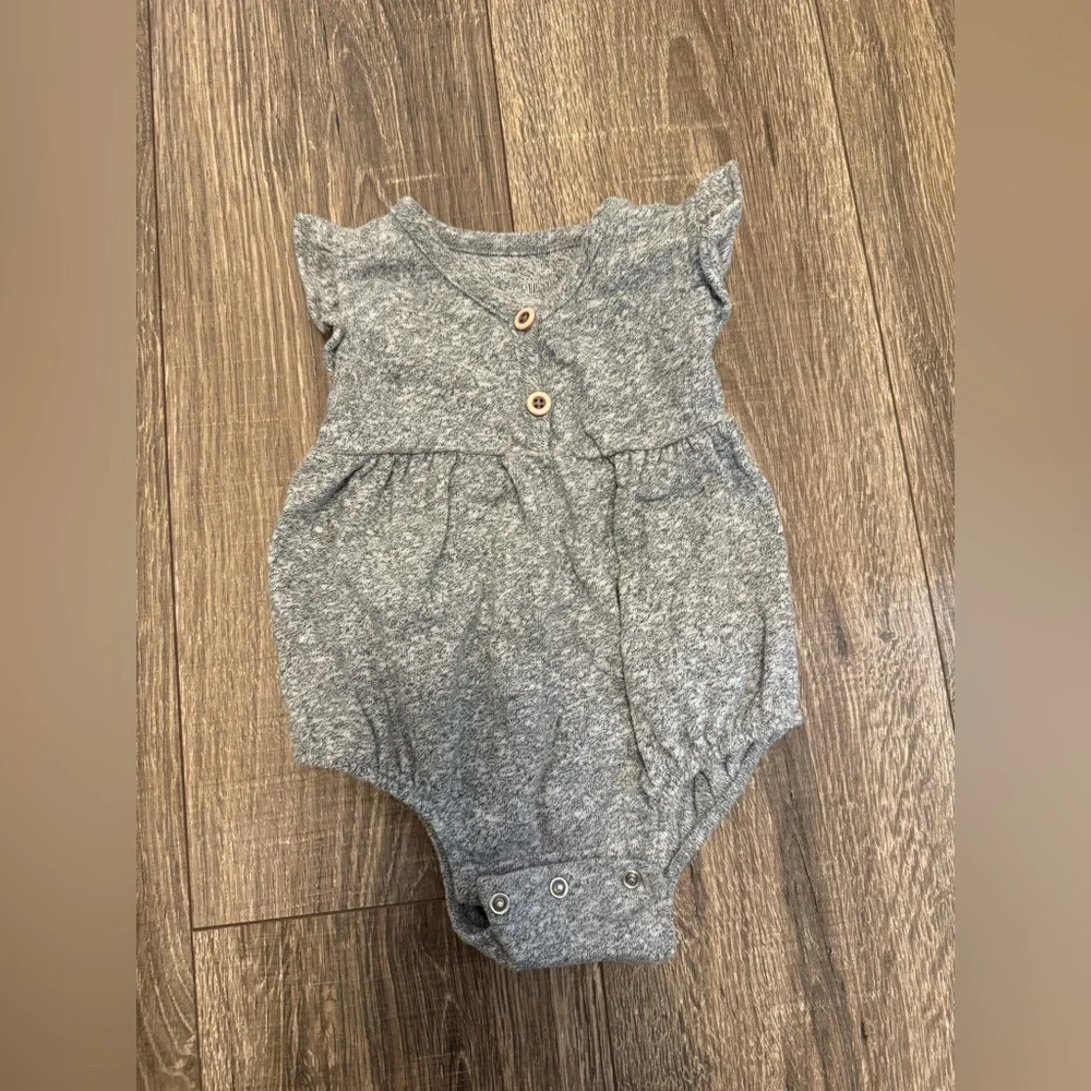 Baby Gap Girls Gray Henley Bubble Romper Size 12-18 Months Soft Knit